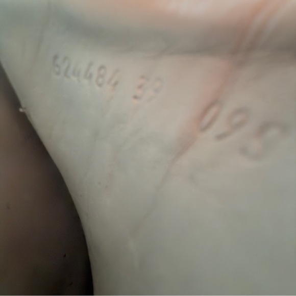 Gucci Leather Web Stripe Sneakers, tennis shoes , athletic wear– Yellow Size 39. - Picture 11 of 13